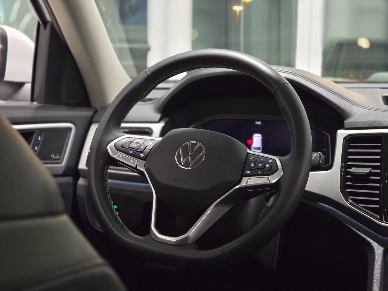 2022 Volkswagen Atlas Highline TOIT PANO | CUIR | CARPLAY | DÉMARREUR Highline TOIT PANO | CUIR | CARPLAY | DÉMARREUR