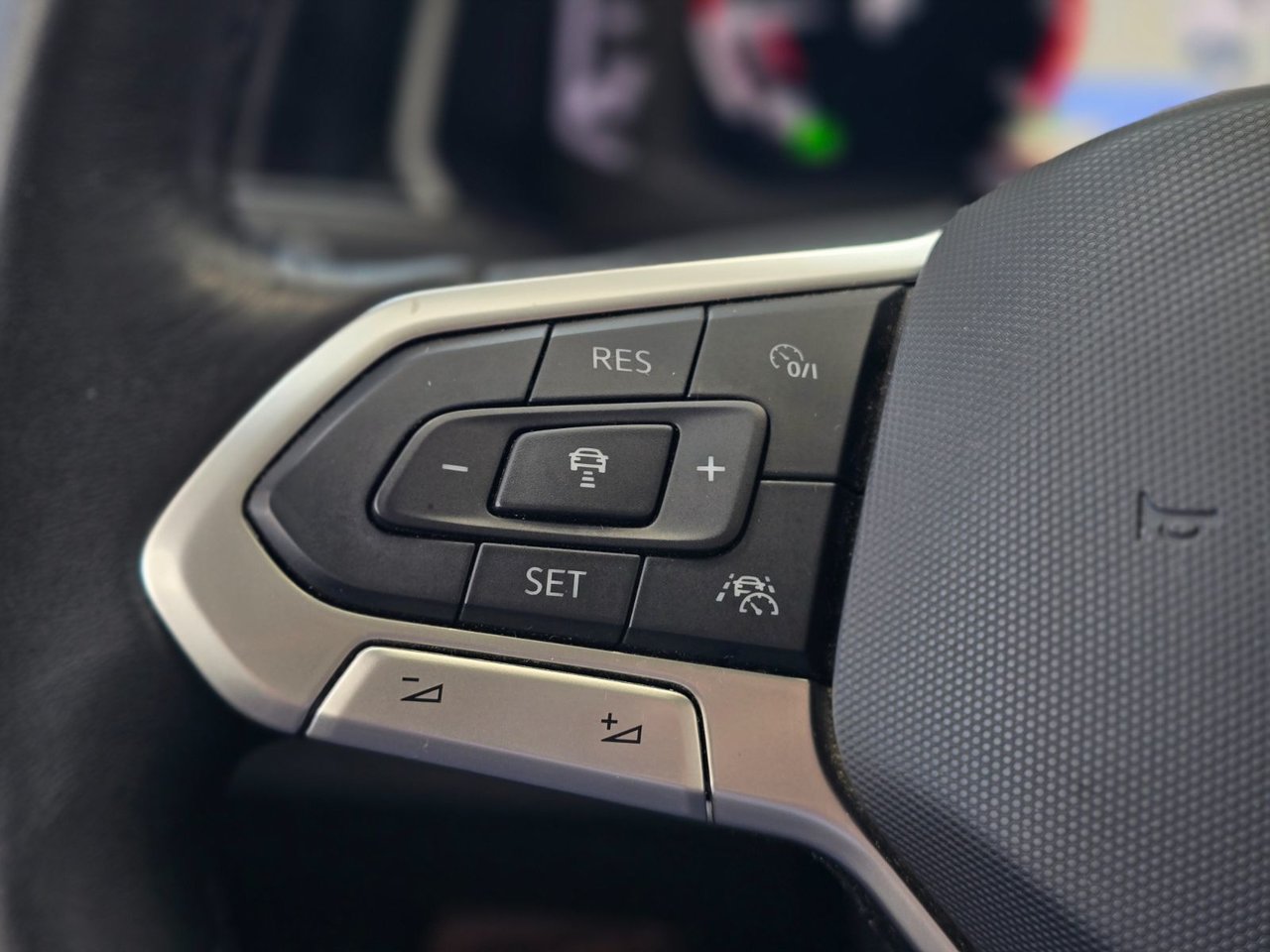 2022 Volkswagen Jetta Highline TOIT | CUIR | CAMÉRA | CARPLAY | BAS KM!! Highline TOIT | CUIR | CAMÉRA | CARPLAY | BAS KM!!