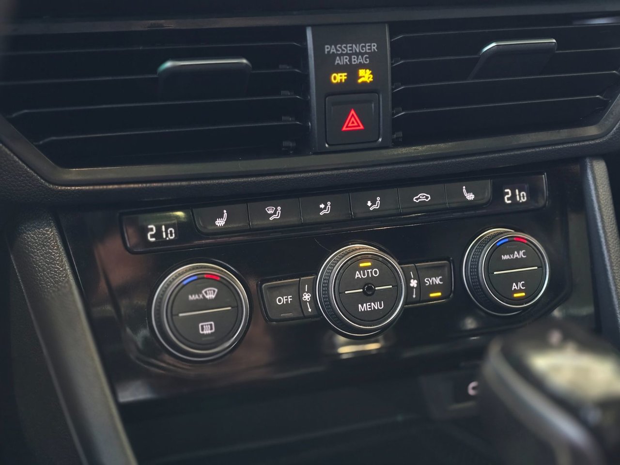 2023 Volkswagen Jetta Comfortline Sport DÉMARREUR | TOIT | CUIR | +++ Comfortline Sport DÉMARREUR | TOIT | CUIR | +++