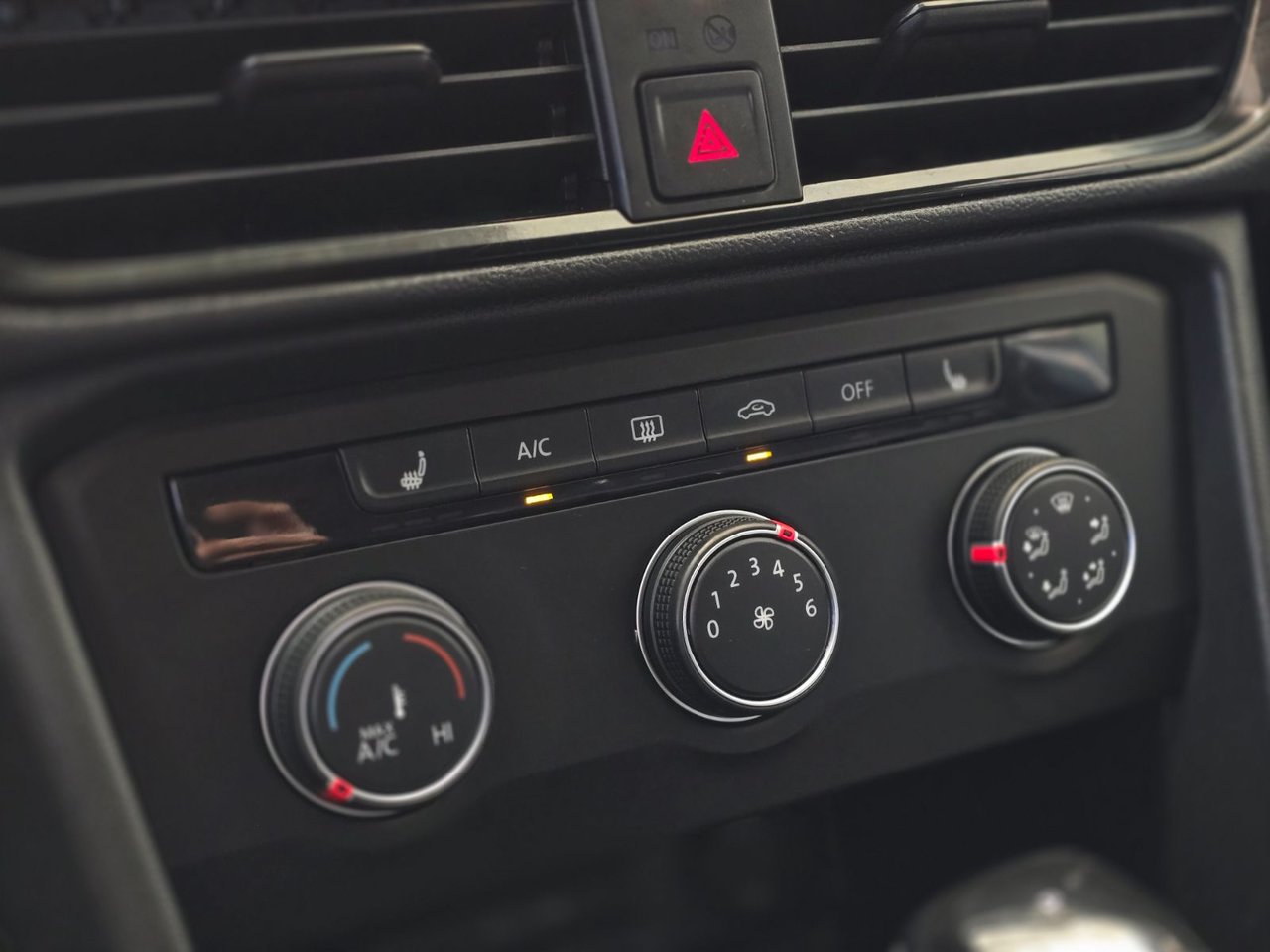 2022 Volkswagen Taos Trendline 4MOTION | CARPLAY | CAMÉRA | BLUETOOTH Trendline 4MOTION | CARPLAY | CAMÉRA | BLUETOOTH