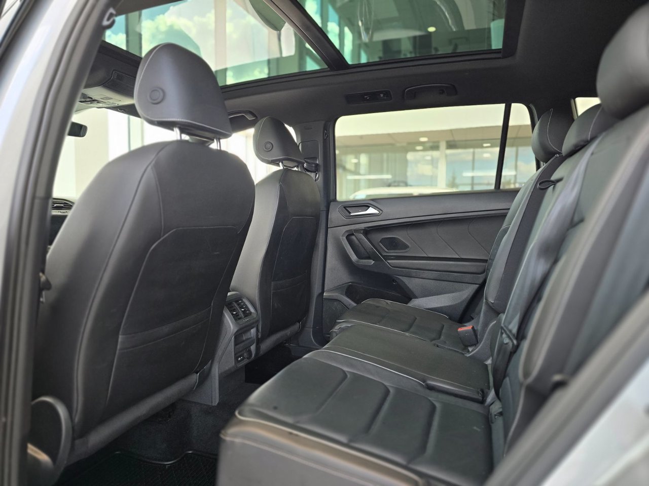 2021 Volkswagen Tiguan Highline R-line DEMARREUR | TOIT PANO | NAV +++ Highline R-line DEMARREUR | TOIT PANO | NAV +++