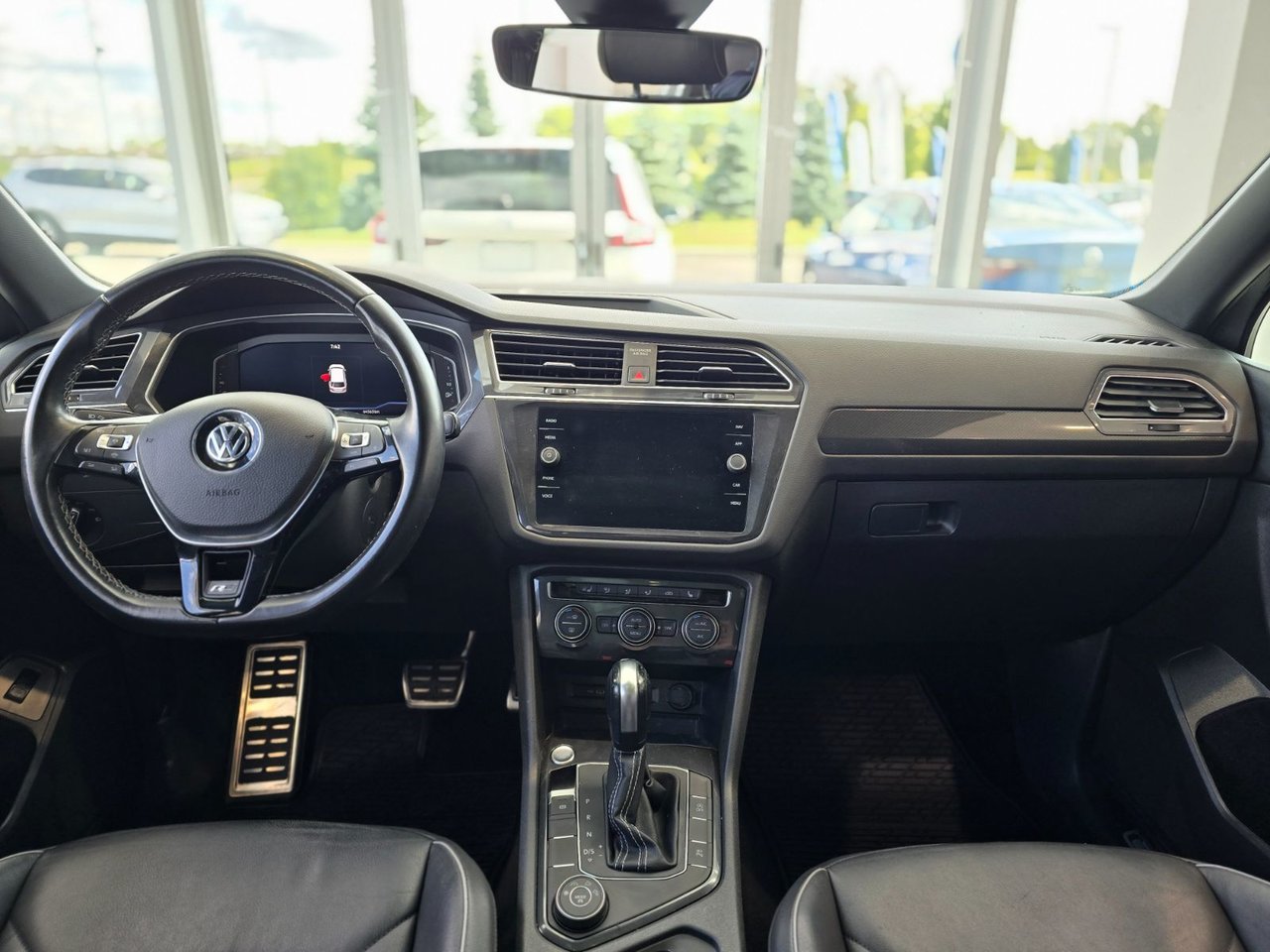 2021 Volkswagen Tiguan Highline R-line DEMARREUR | TOIT PANO | NAV +++ Highline R-line DEMARREUR | TOIT PANO | NAV +++