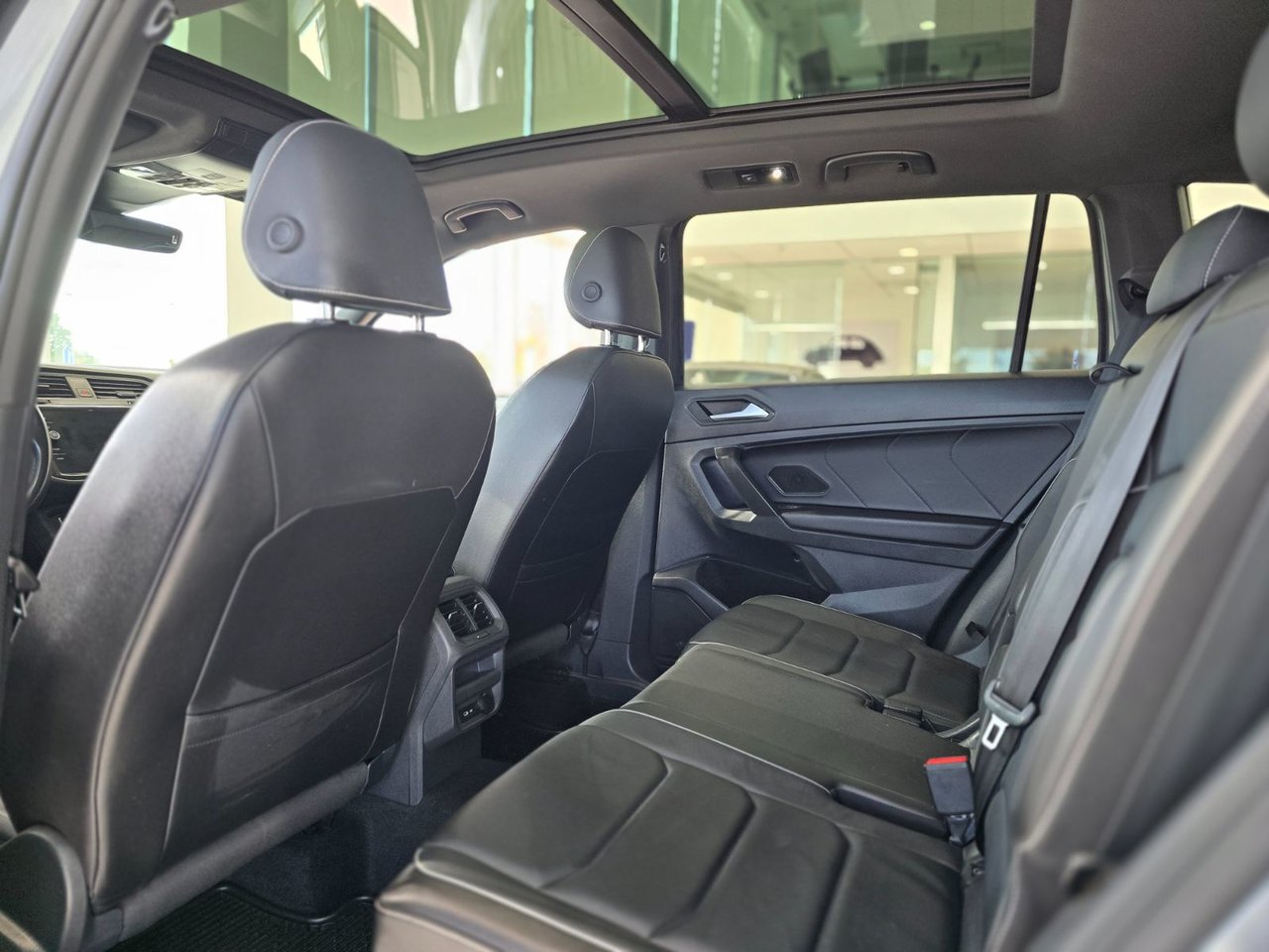 2021 Volkswagen Tiguan Highline R-line DEMARREUR | TOIT PANO | NAV +++ Highline R-line DEMARREUR | TOIT PANO | NAV +++