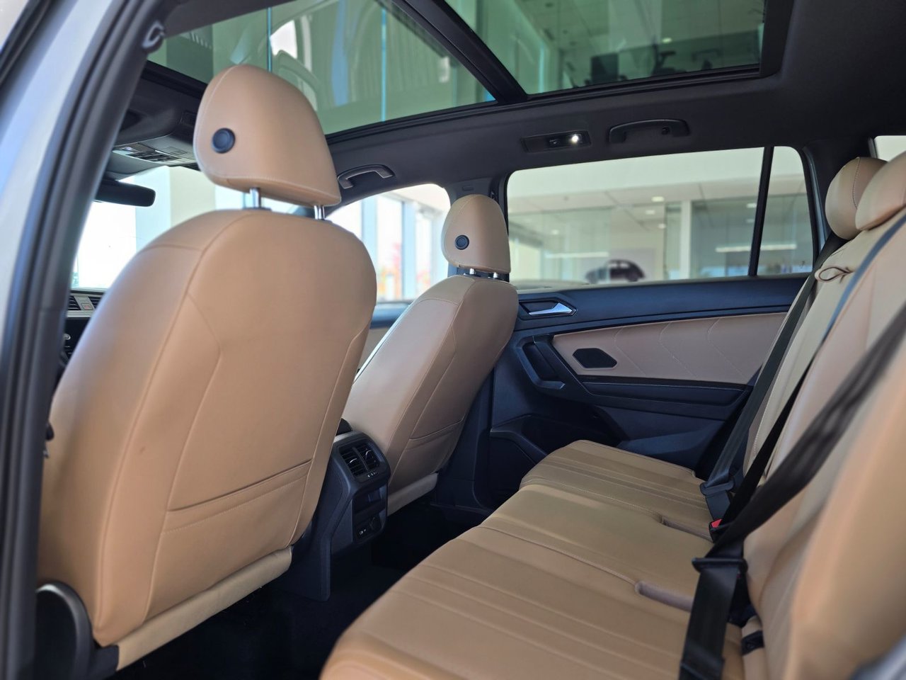 2022 Volkswagen Tiguan Comfortline R-LINE | BLACK PACK | TOIT PANO | CUIR Comfortline R-LINE | BLACK PACK | TOIT PANO | CUIR