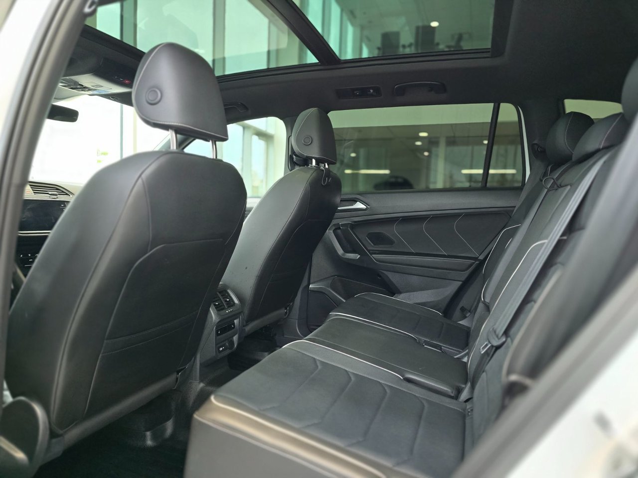 2023 Volkswagen Tiguan Highline R-Line | NAVIGATION | CUIR | DÉMAREUR +++ Highline R-Line | NAVIGATION | CUIR | DÉMAREUR +++