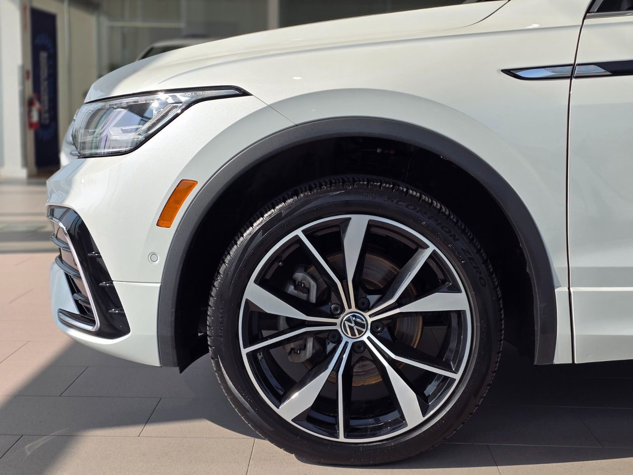 2023 Volkswagen Tiguan Highline R-Line | NAVIGATION | CUIR | DÉMAREUR +++ Highline R-Line | NAVIGATION | CUIR | DÉMAREUR +++
