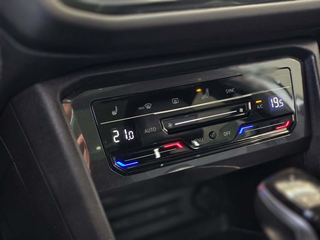 2023 Volkswagen Tiguan Highline R-Line | NAVIGATION | CUIR | DÉMAREUR +++ Highline R-Line | NAVIGATION | CUIR | DÉMAREUR +++