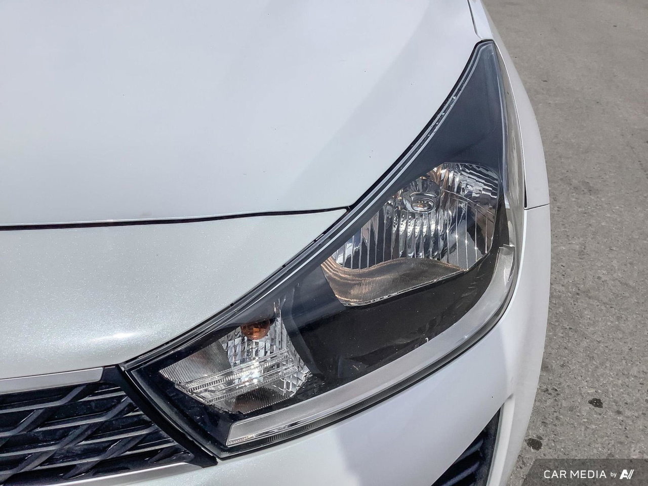 2018 Kia Rio 5-door LX