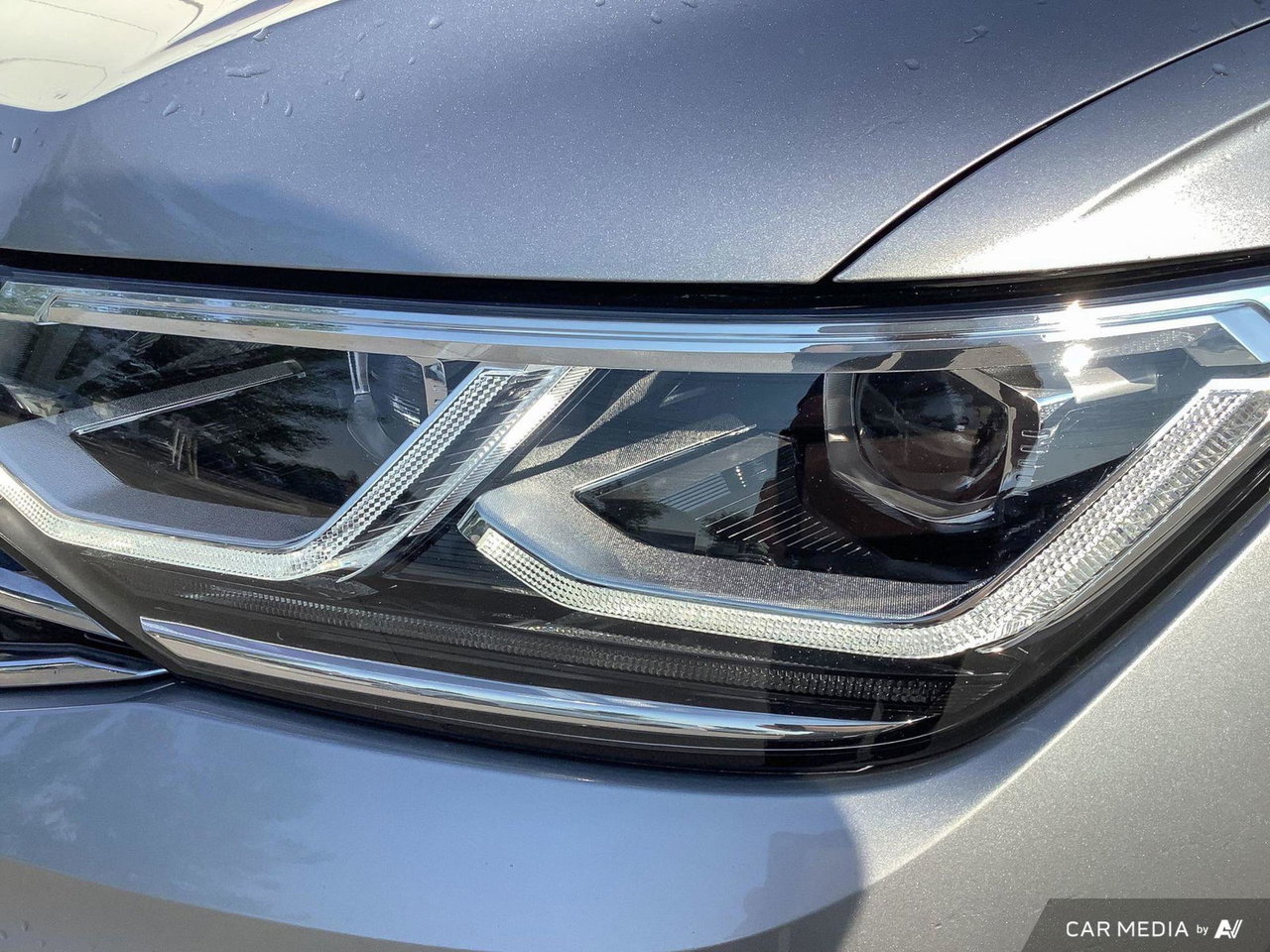 2022 Volkswagen Tiguan Highline R-Line