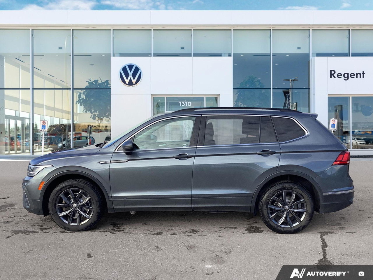 2022 Volkswagen Tiguan Comfortline | No Accidents | Sunroof Package