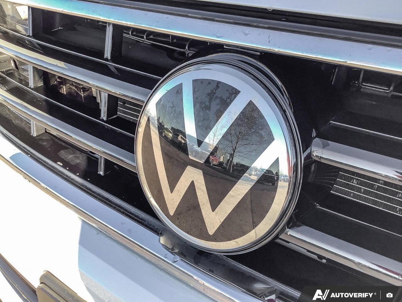 2022 Volkswagen Tiguan Comfortline R-Line Black Edition | One Owner | No Accidents