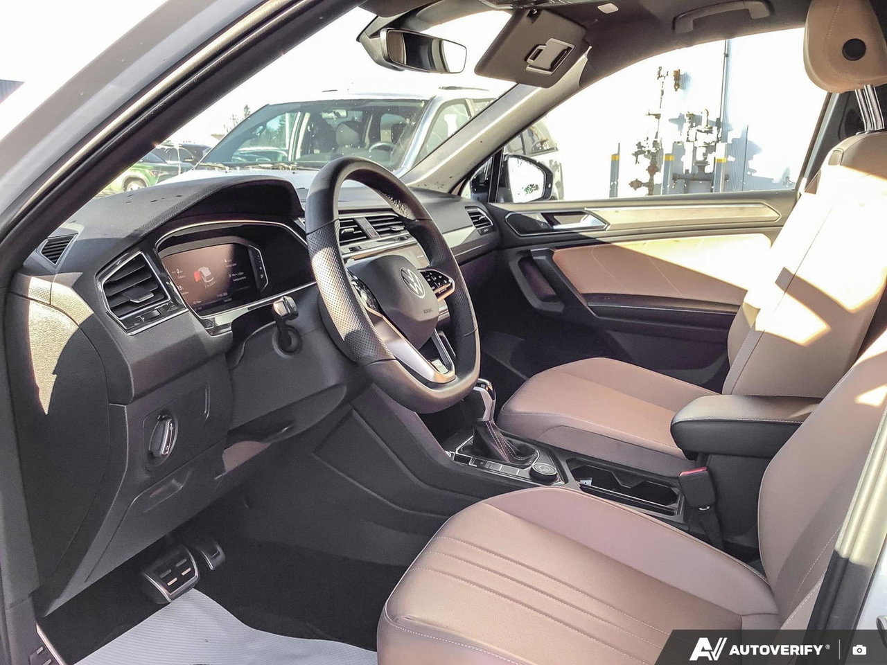 2022 Volkswagen Tiguan Comfortline R-Line Black Edition | One Owner | No Accidents