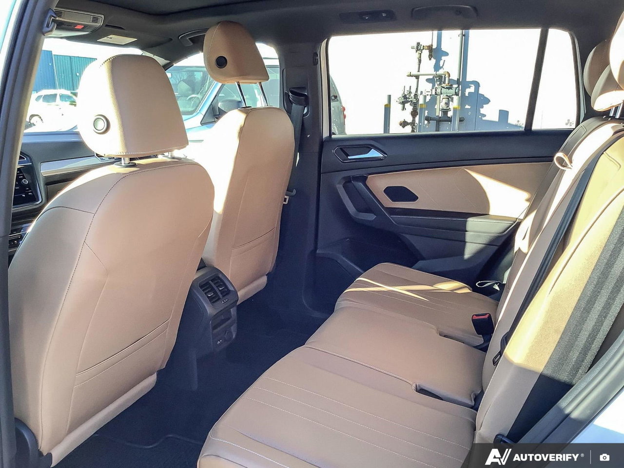 2022 Volkswagen Tiguan Comfortline R-Line Black Edition | One Owner | No Accidents