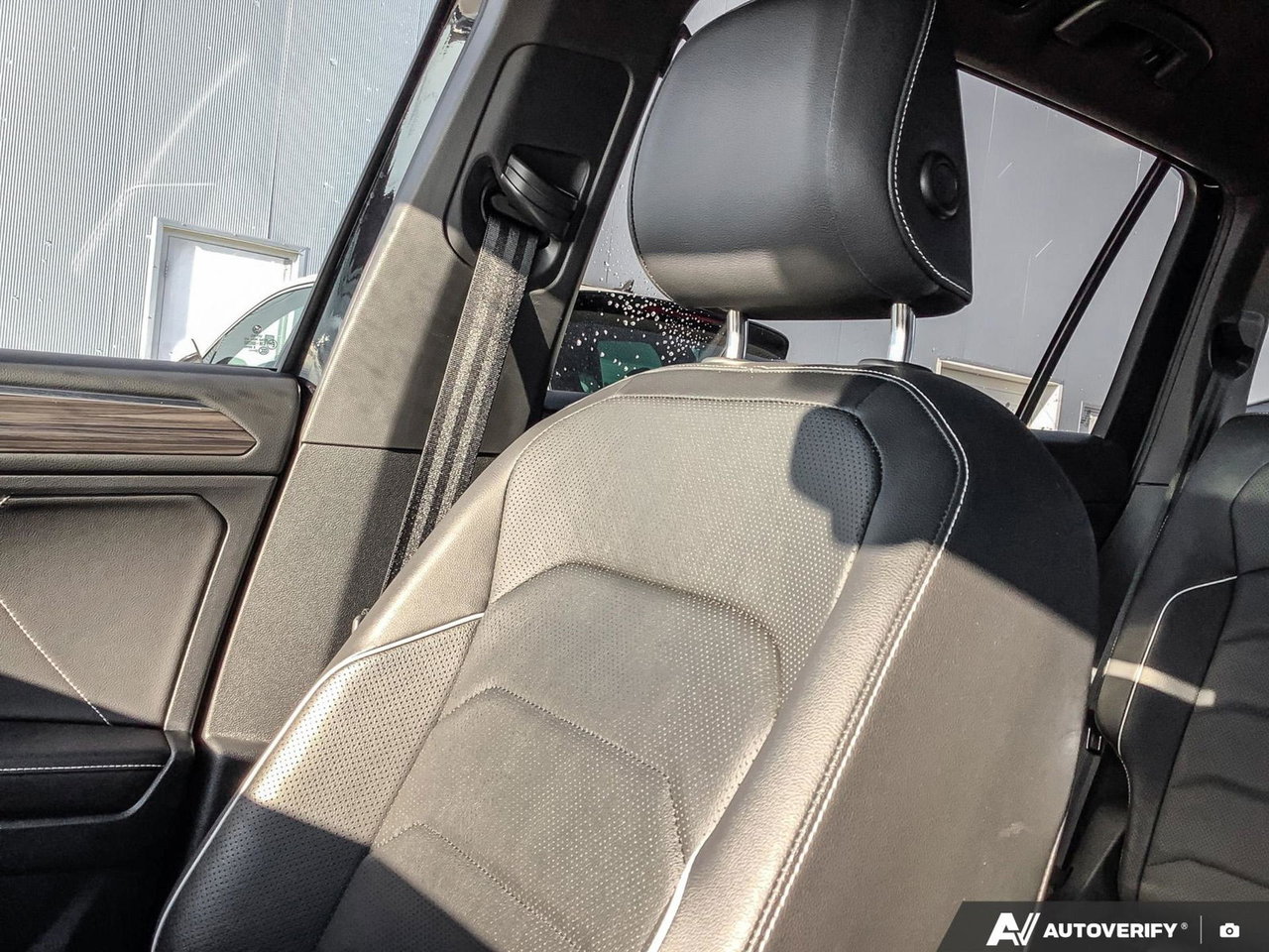 2022 Volkswagen Tiguan Highline R-Line | One Owner | Local Vehicle | No Accidents