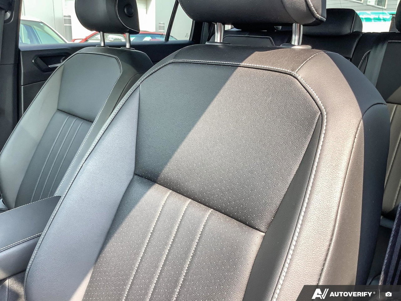 2023 Volkswagen Tiguan Comfortline R-Line Black Edition