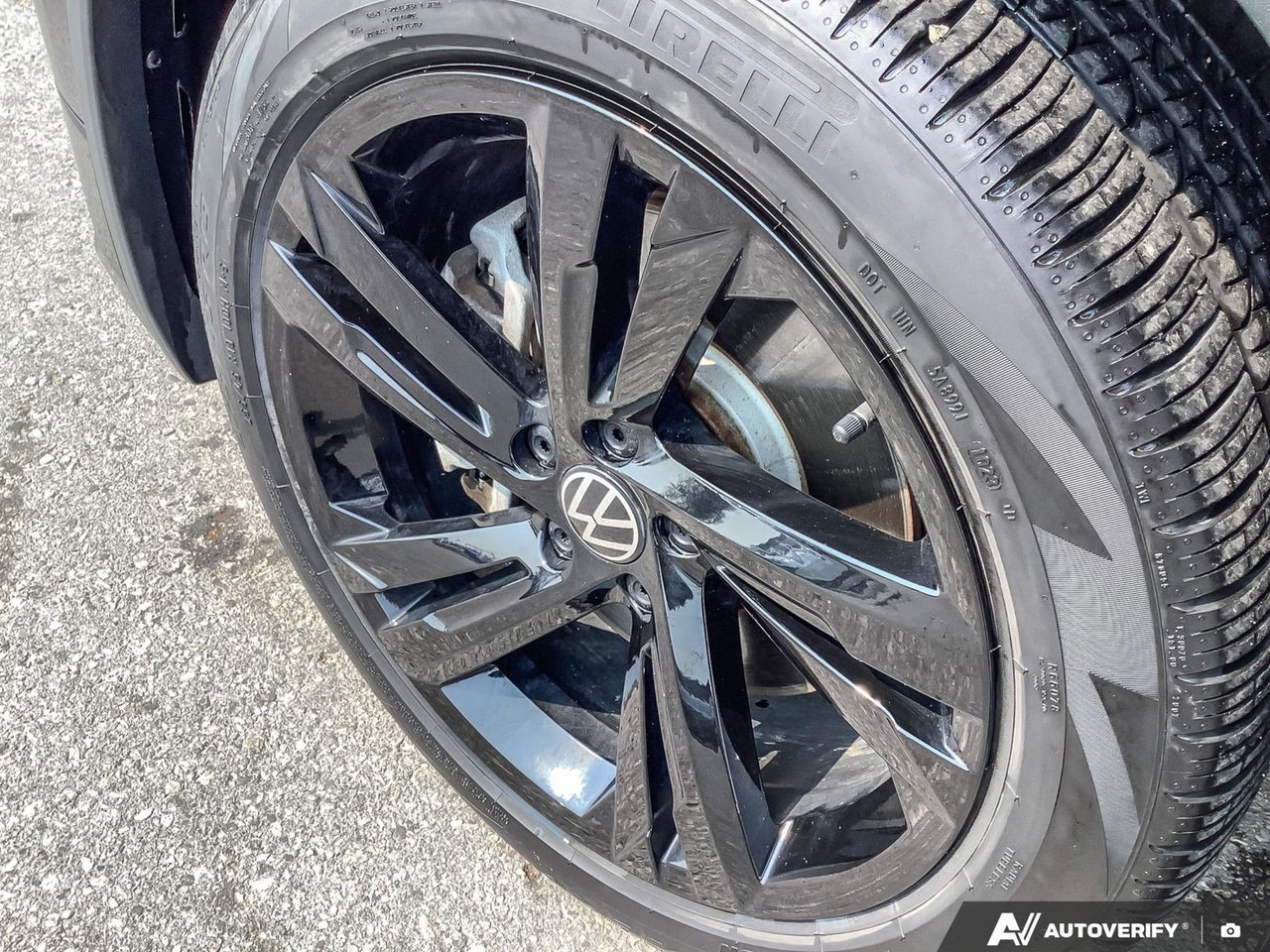 2023 Volkswagen Tiguan Comfortline R-Line Black Edition