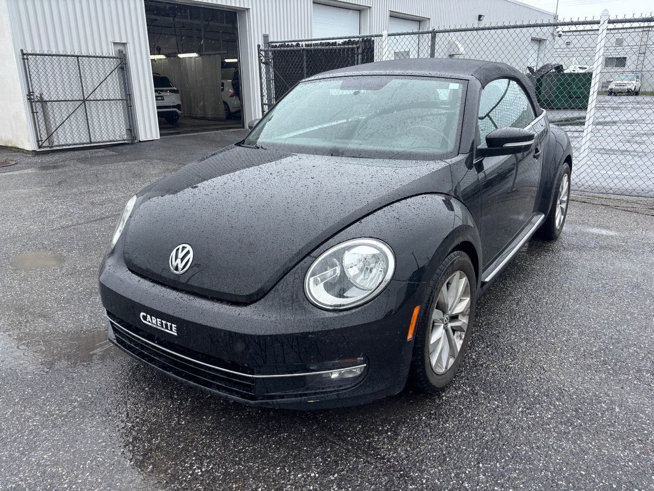 Volkswagen Beetle Convertible HIGHLINE DECAPOTABLE INTERIEUR DE CUIR 2013 PROFITEZ DU BEAU TEMPS