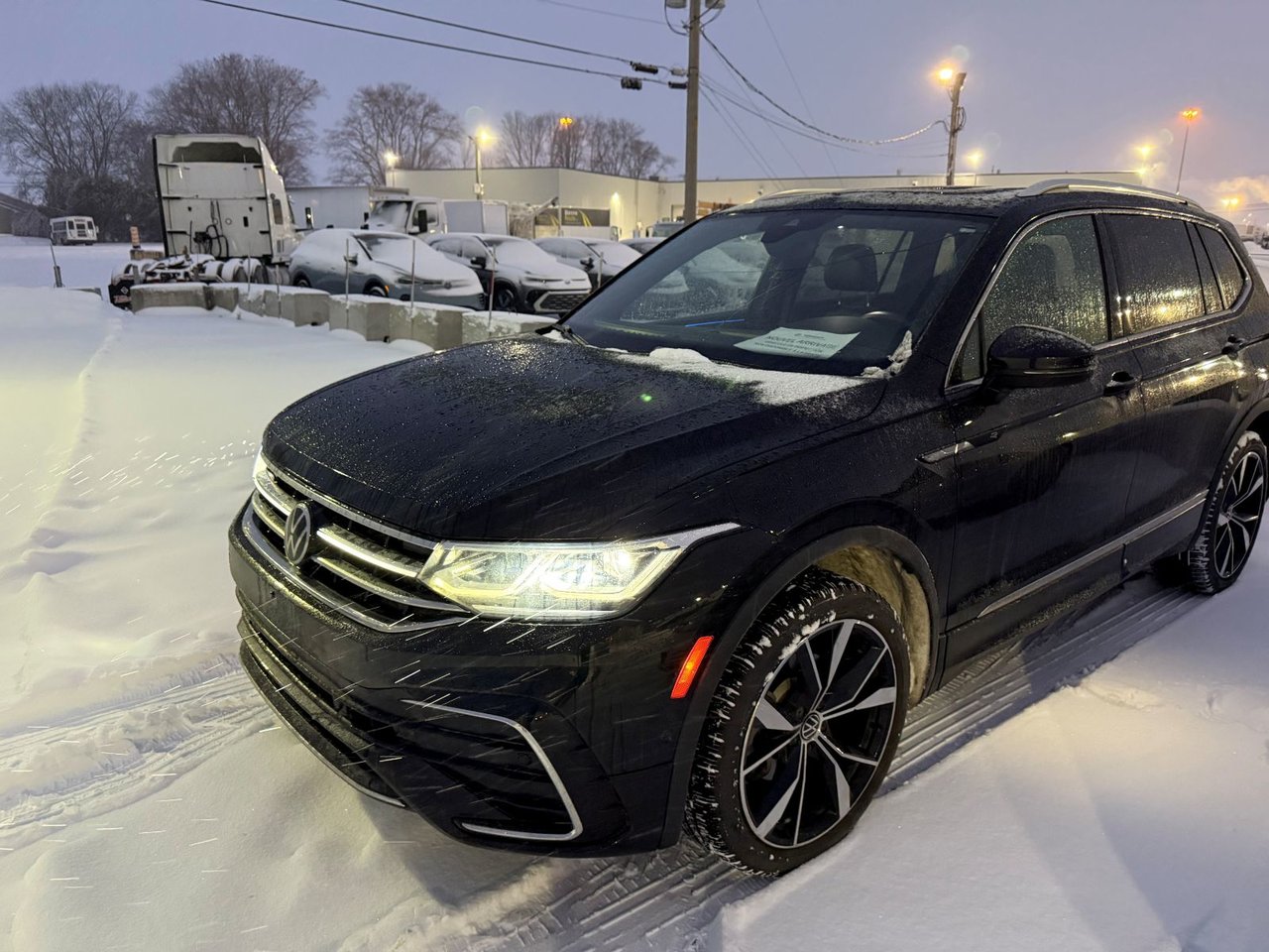 2022 Volkswagen Tiguan Highline R-Line