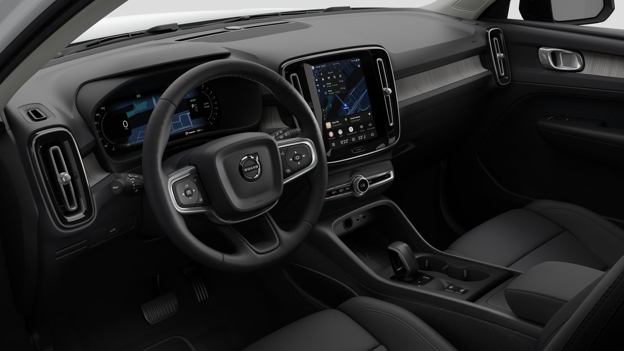 2026 Volvo XC40 Core (Dark Theme)-7