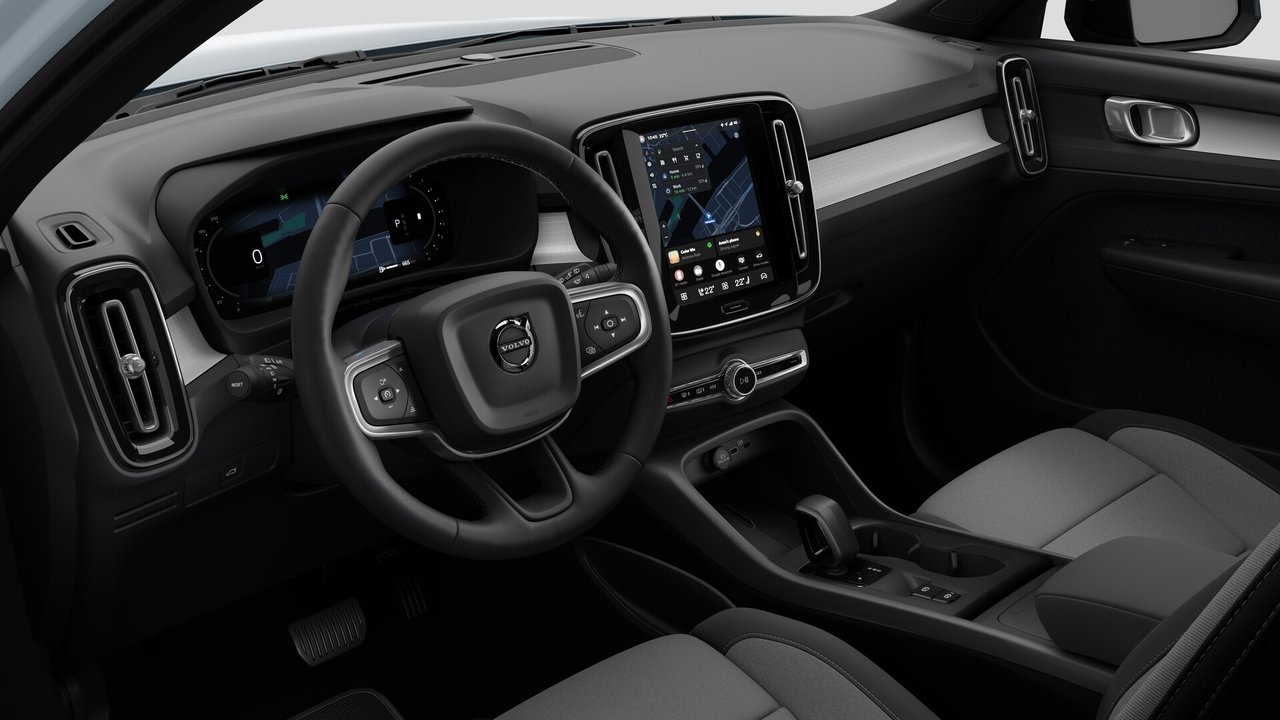 2026 Volvo XC40 Core Dark Theme-9