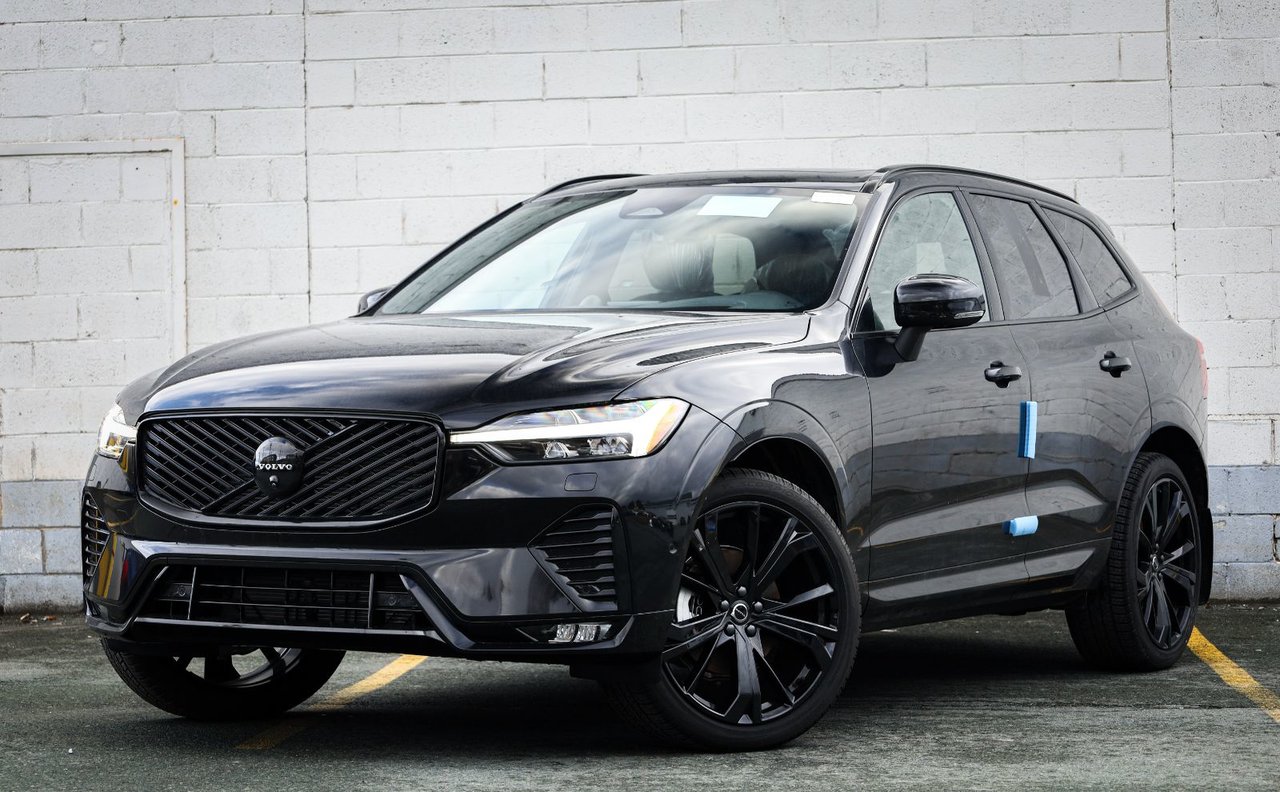 2026 Volvo XC60 Plug-in hybrid Ultra Black Edition-2