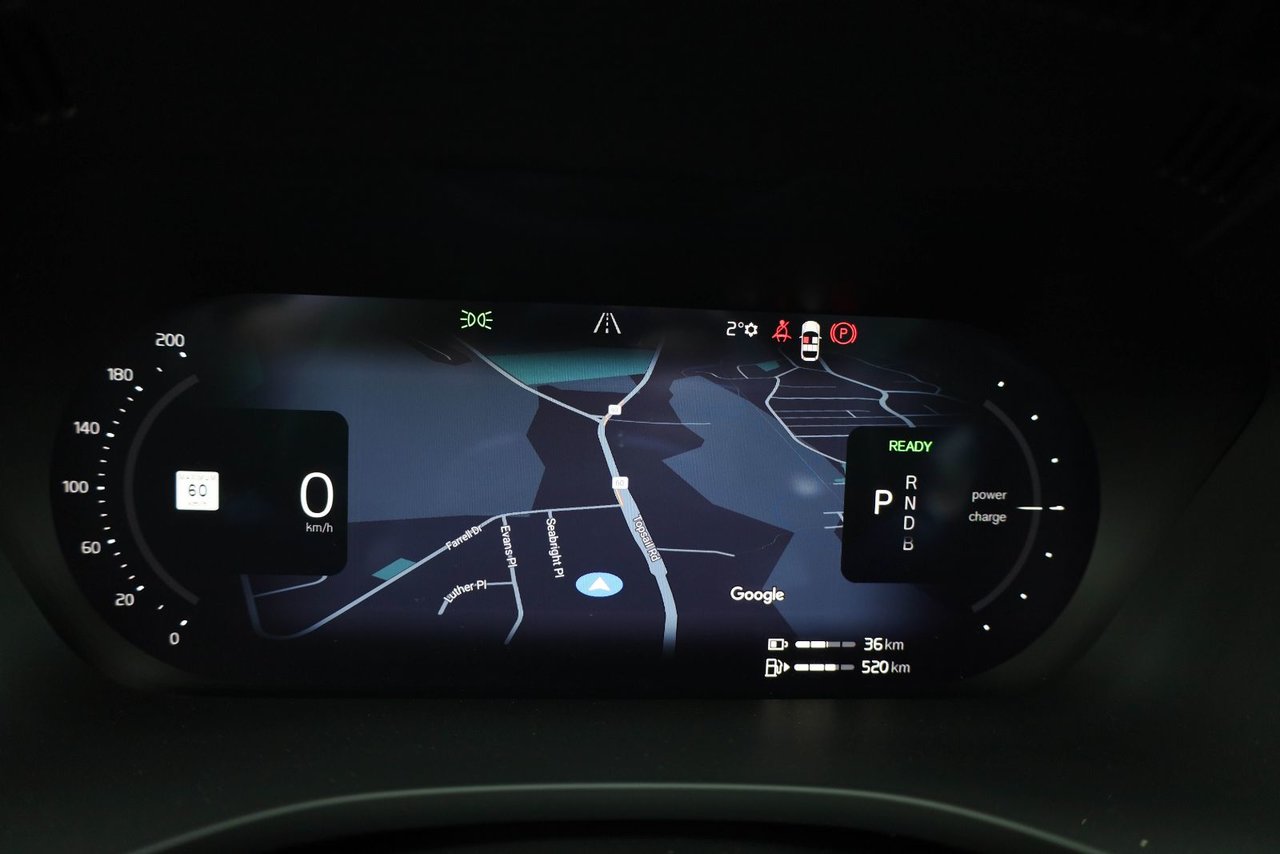 2026 Volvo XC60 Plug-in hybrid Plus-10