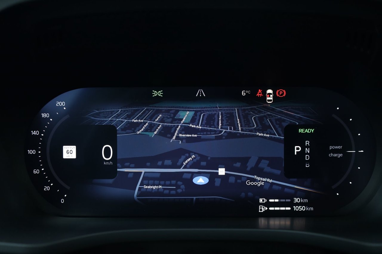 2026 Volvo XC60 Plug-in hybrid Plus-12