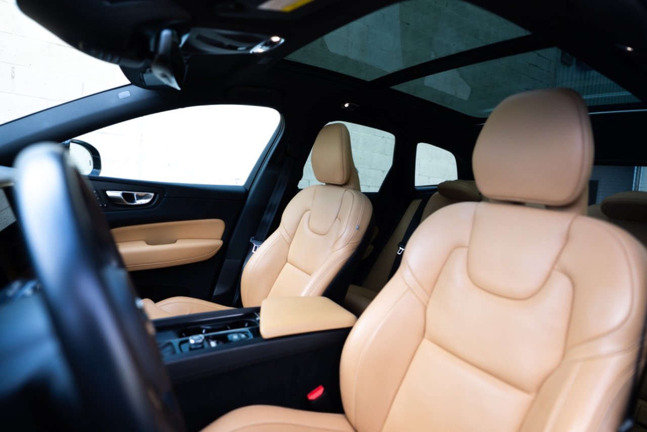 2021 Volvo XC60 Inscription-10