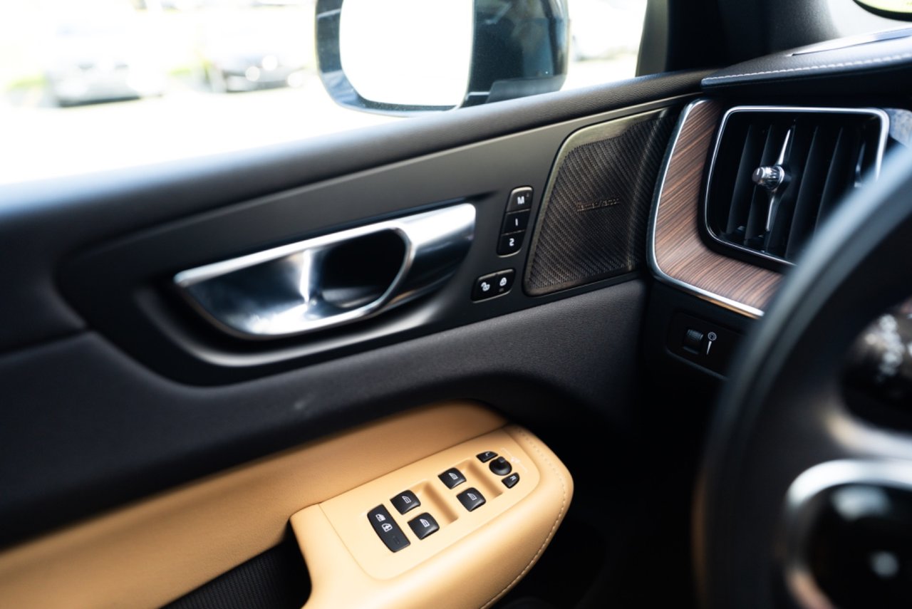 2021 Volvo XC60 Inscription-12