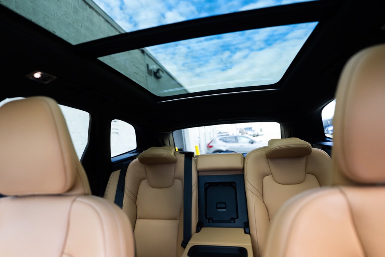 2021 Volvo XC60 Inscription-18