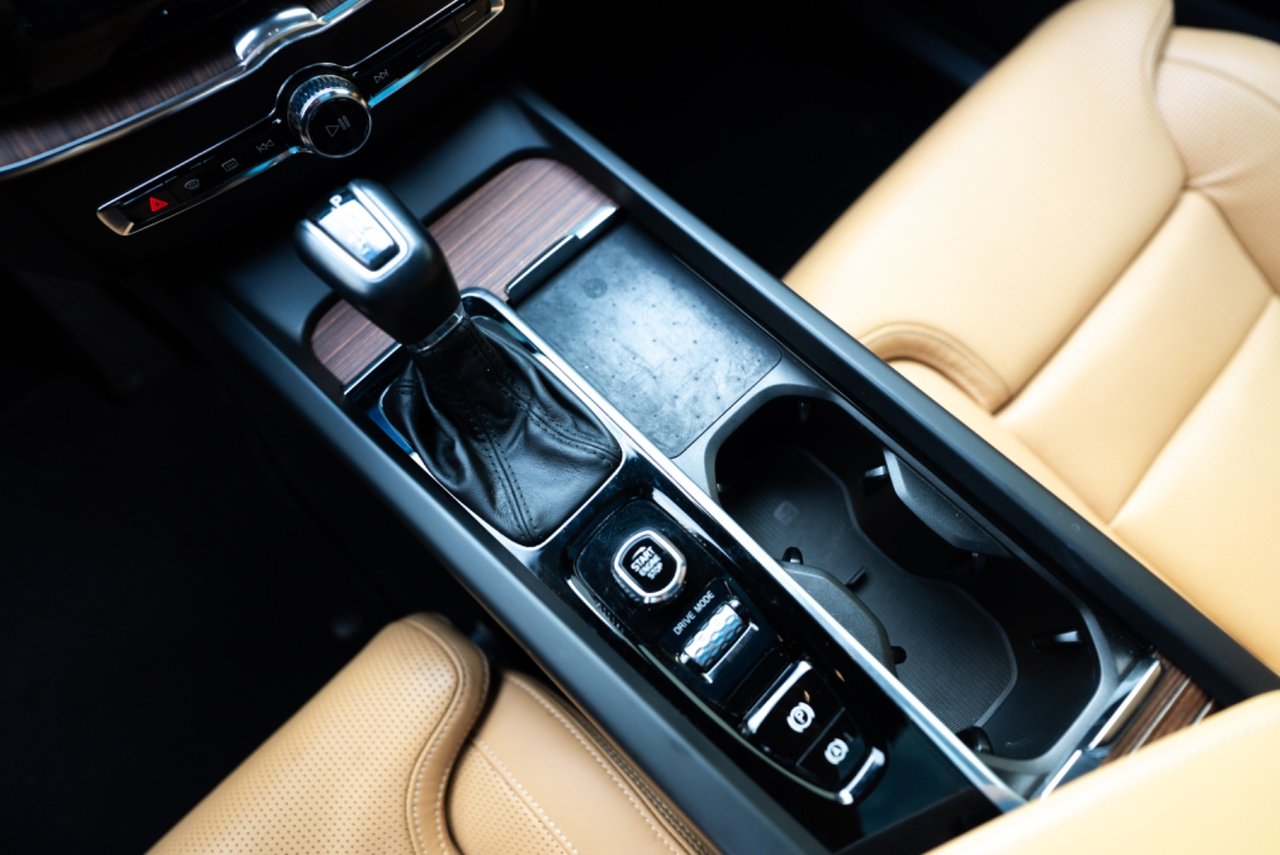 2021 Volvo XC60 Inscription-16