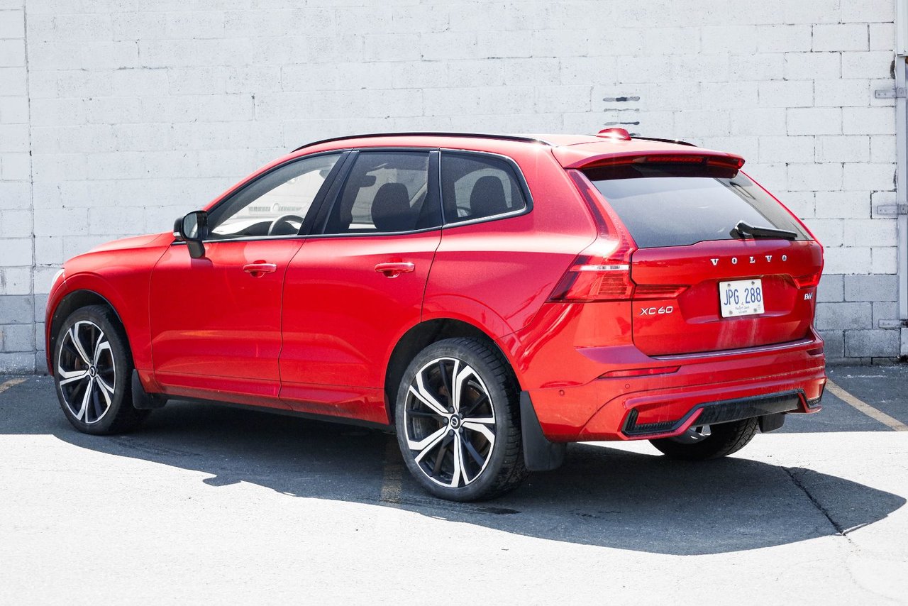 2022 Volvo XC60 R-Design-6