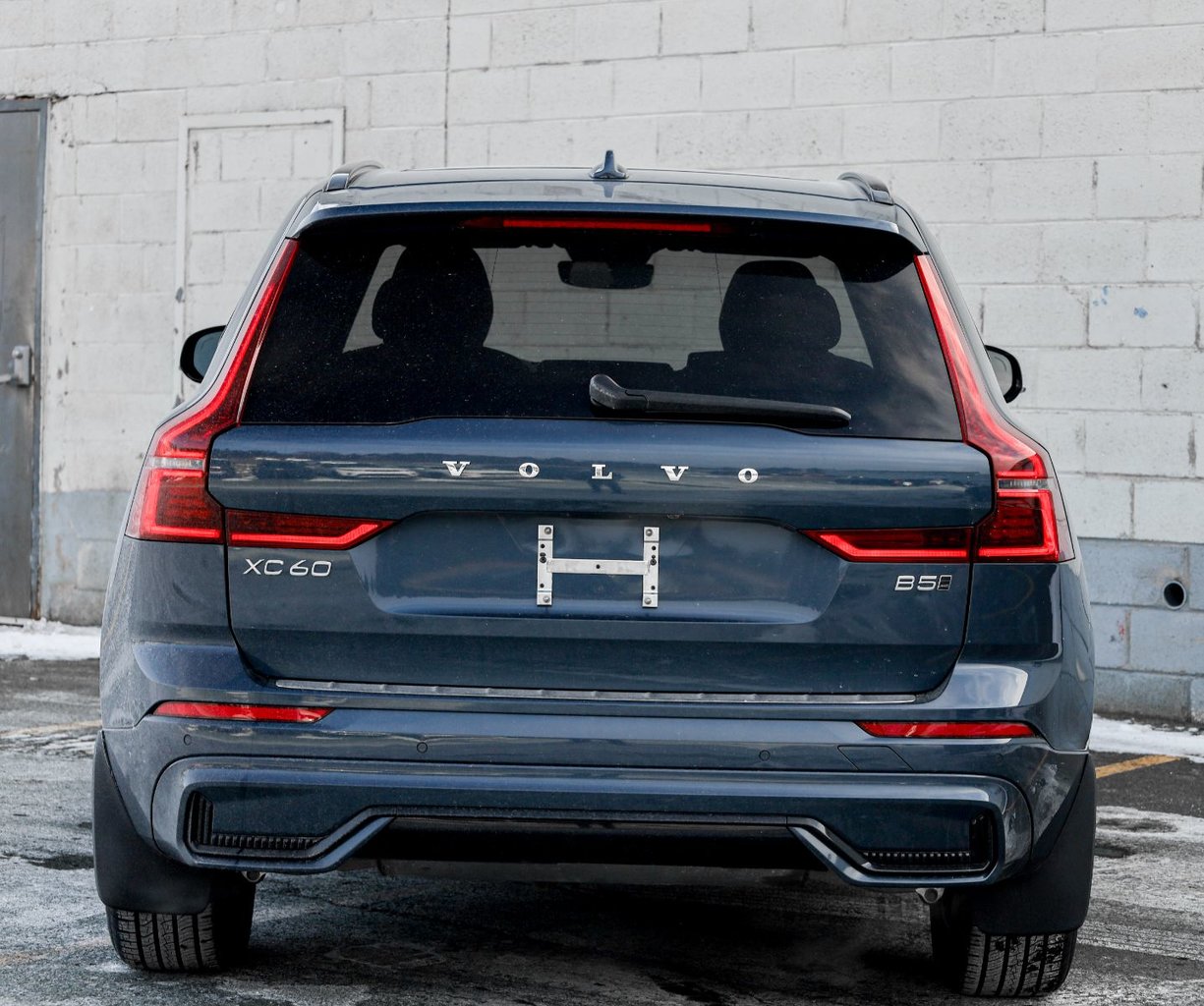 2026 Volvo XC60 Core-6