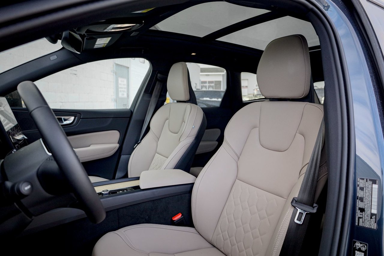 2026 Volvo XC60 Core-9