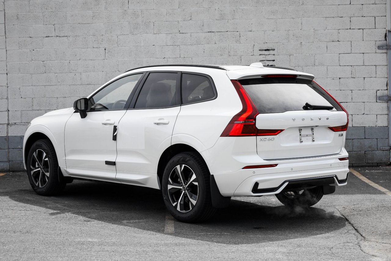 2026 Volvo XC60 Core-6