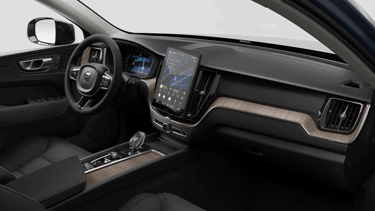 2026 Volvo XC60 Plus-9