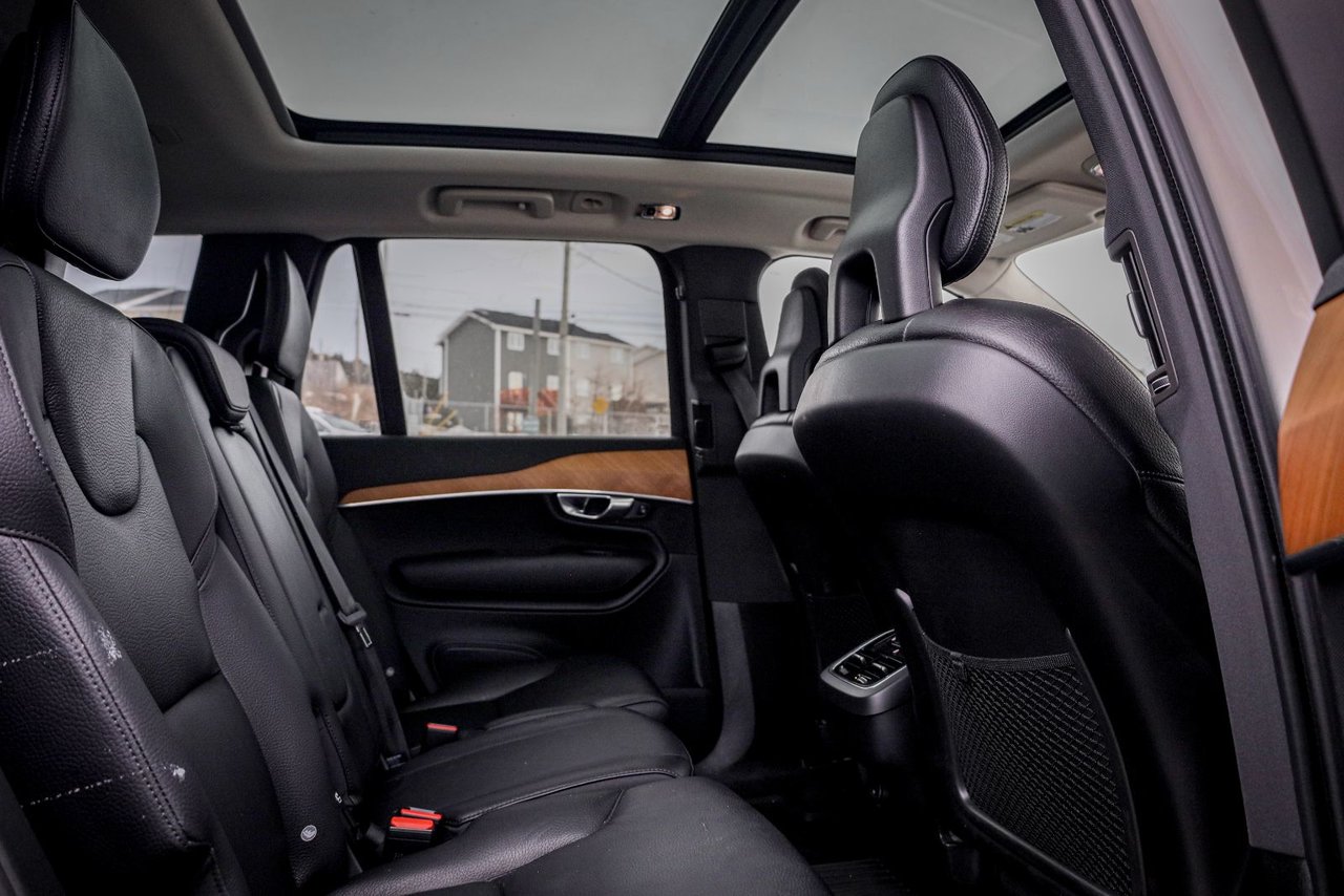 2022 Volvo XC90 Momentum-14