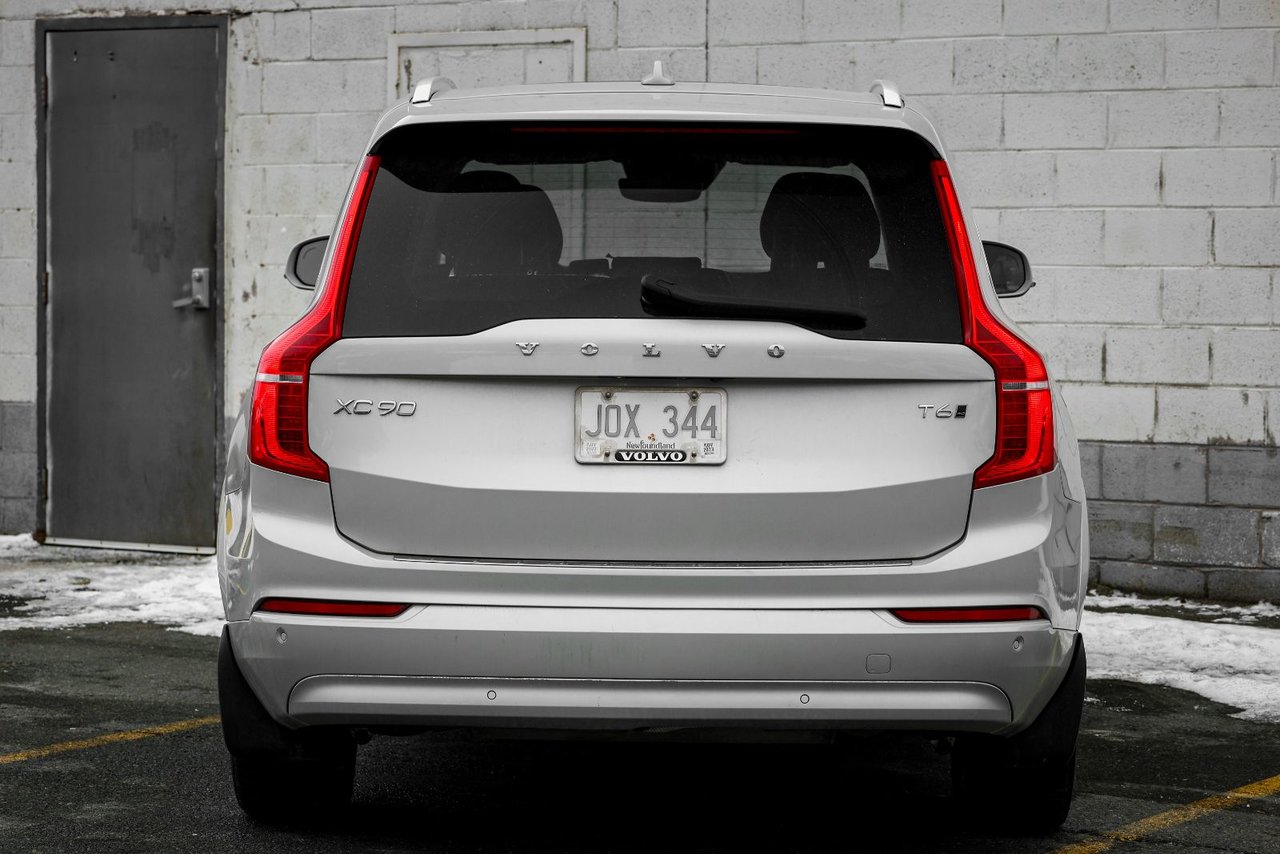 2022 Volvo XC90 Momentum-7
