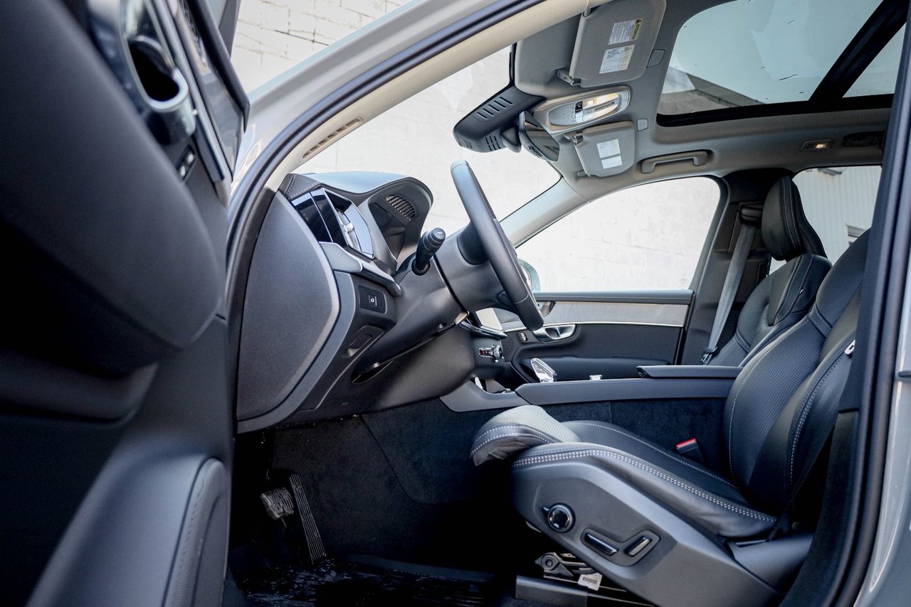 2026 Volvo XC90 Ultra 6-Seater (Bright Theme)-8