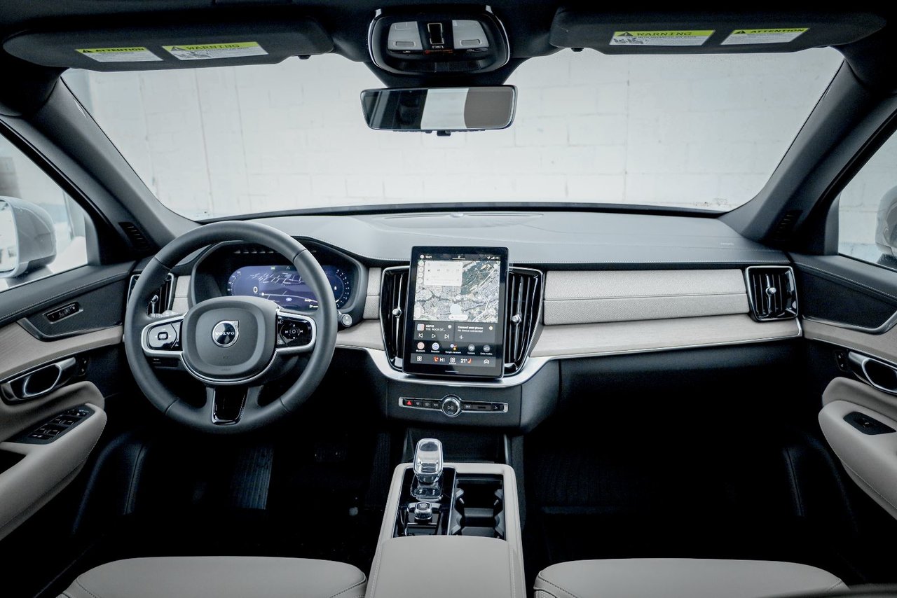 2026 Volvo XC90 Core 7-Seater (Bright Theme)-14