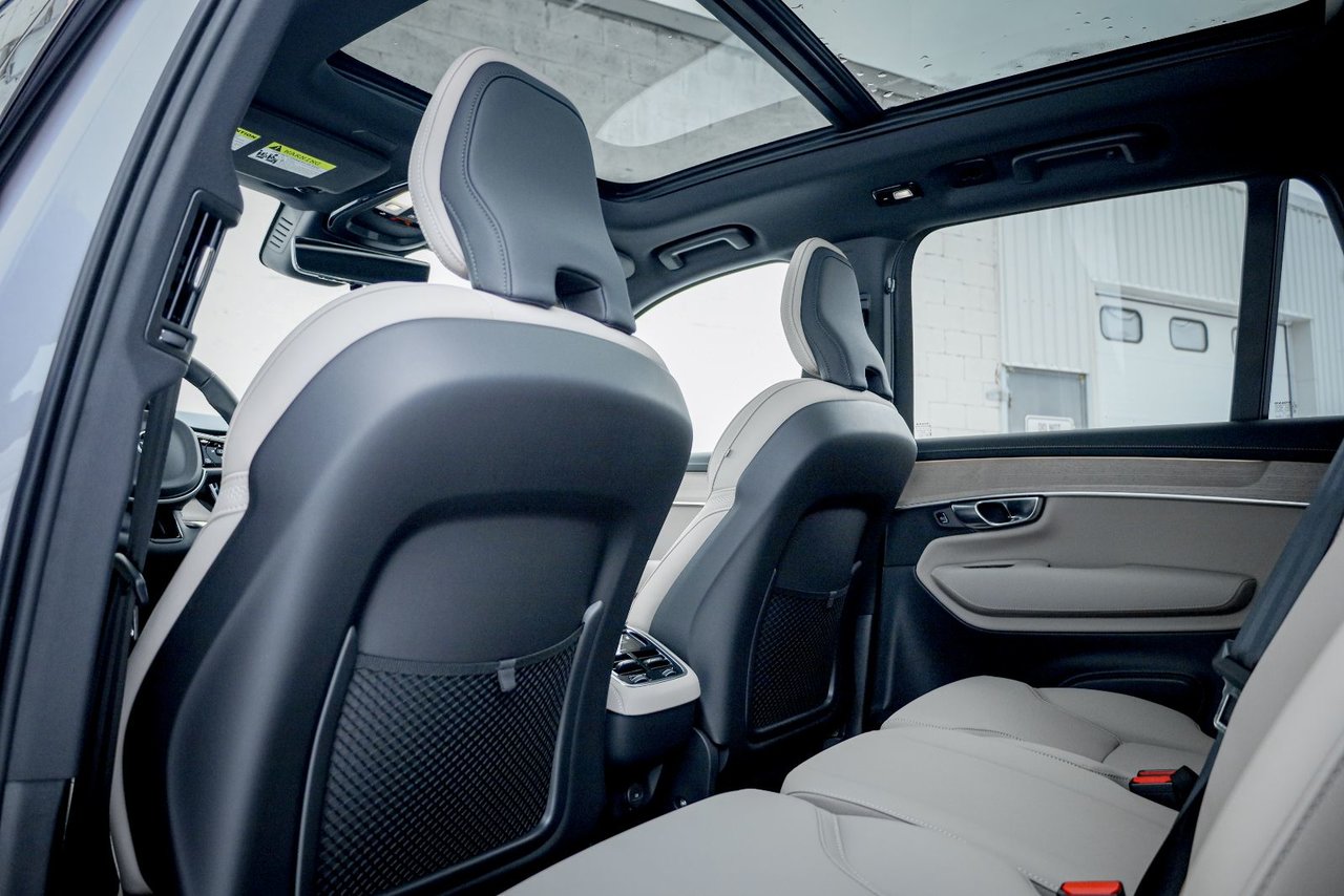 2026 Volvo XC90 Core 7-Seater (Bright Theme)-19