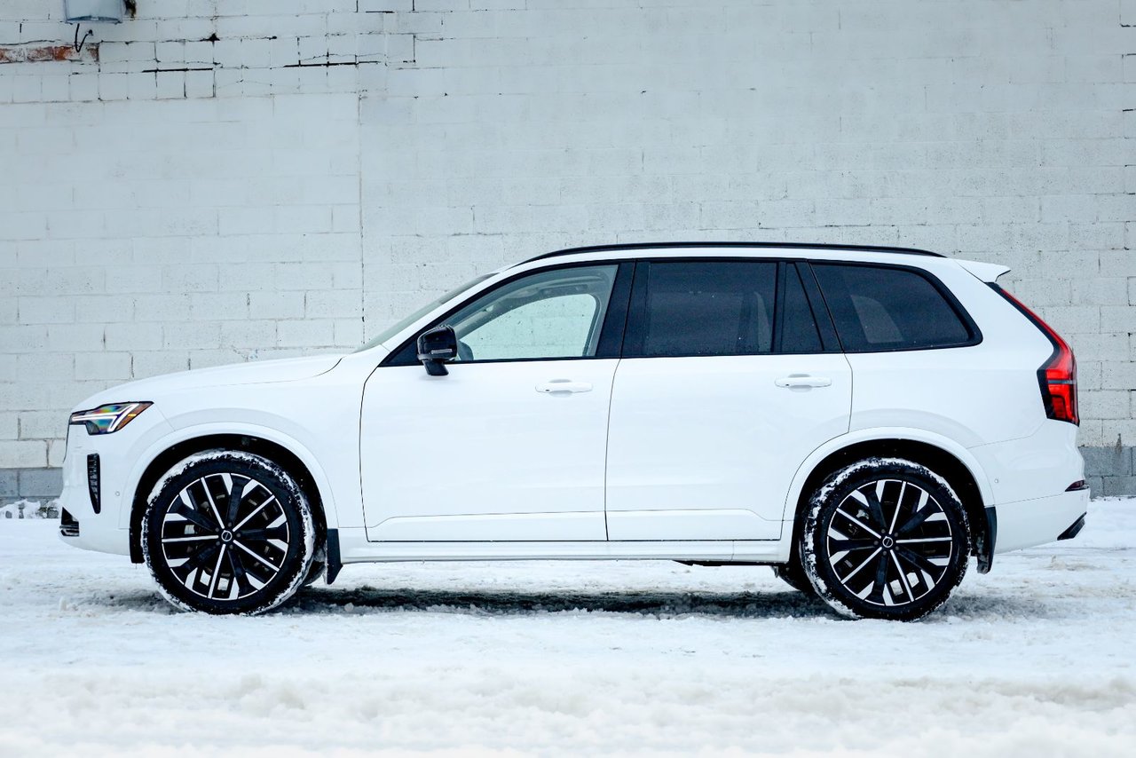 2026 Volvo XC90 Ultra 7-Seater (Dark Theme)-0
