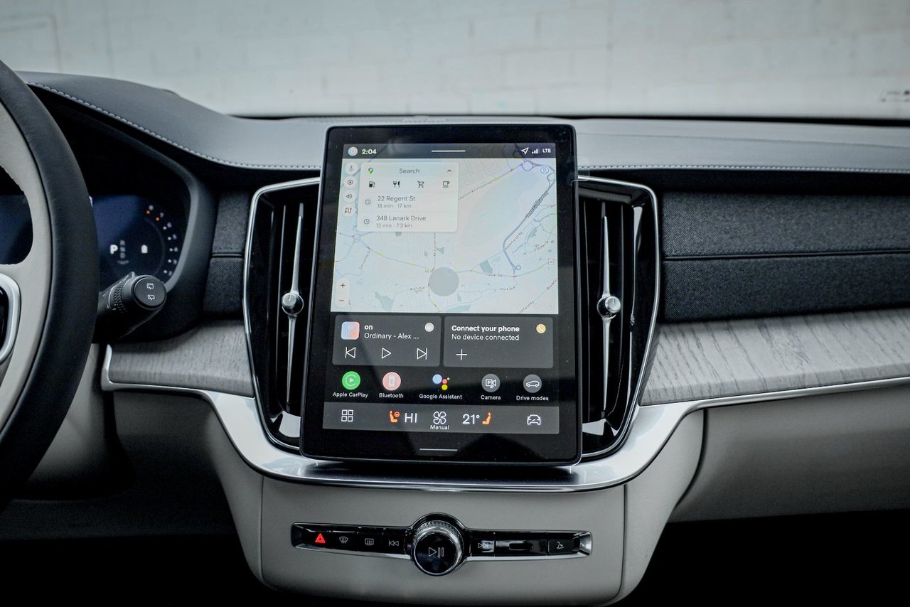 2026 Volvo XC90 Ultra 7-Seater (Dark Theme)-14