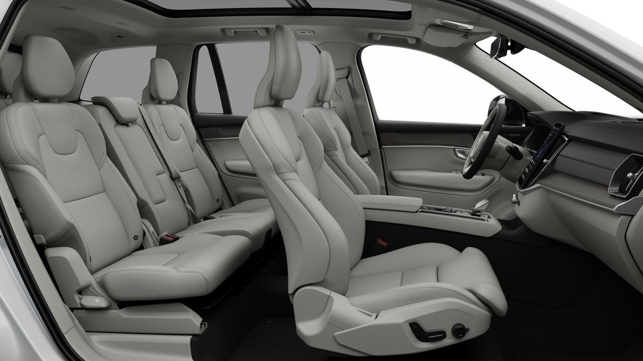 2026 Volvo XC90 Ultra 7-Seater (Dark Theme)-34