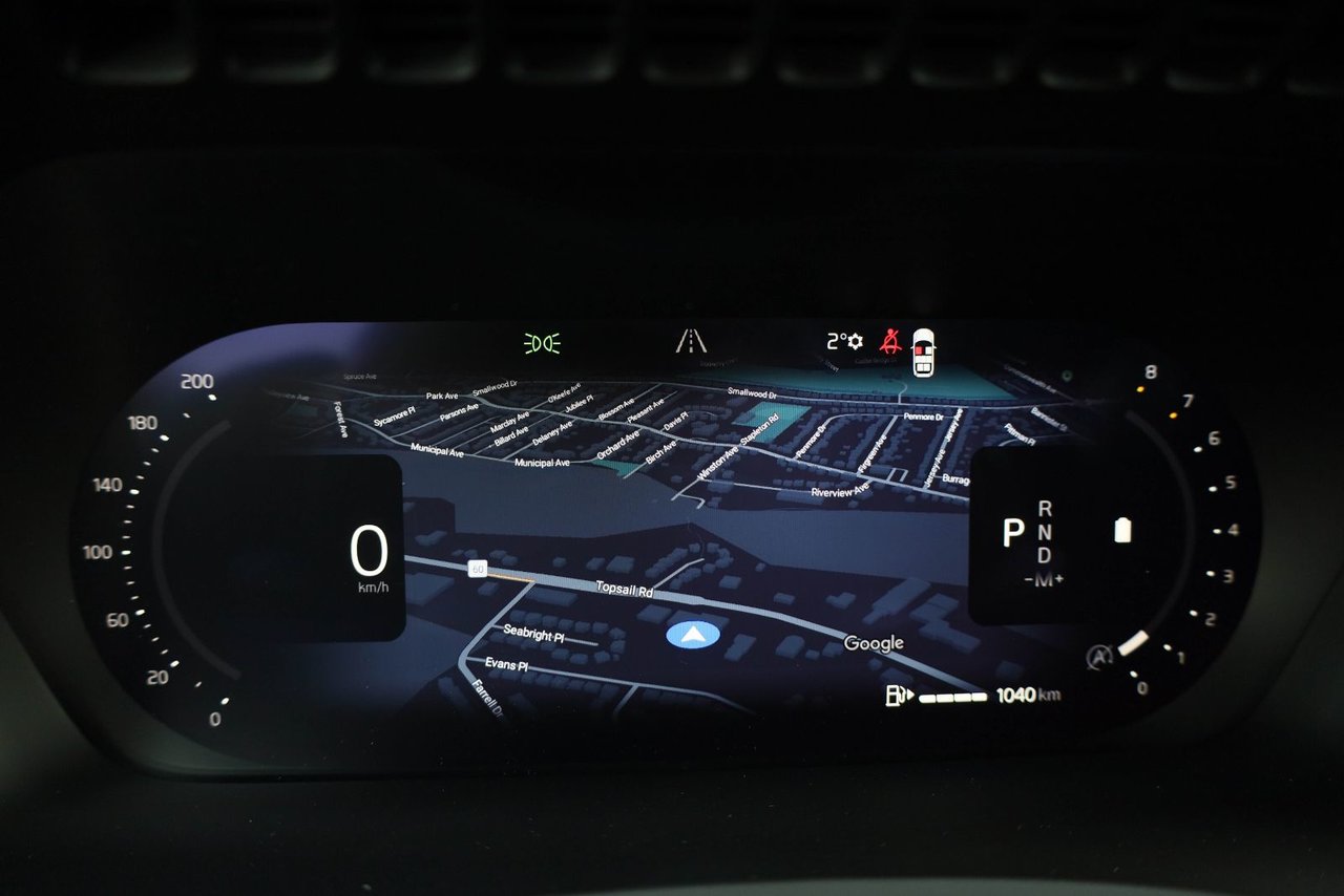 2026 Volvo XC90 Ultra 7-Seater (Dark Theme)-14