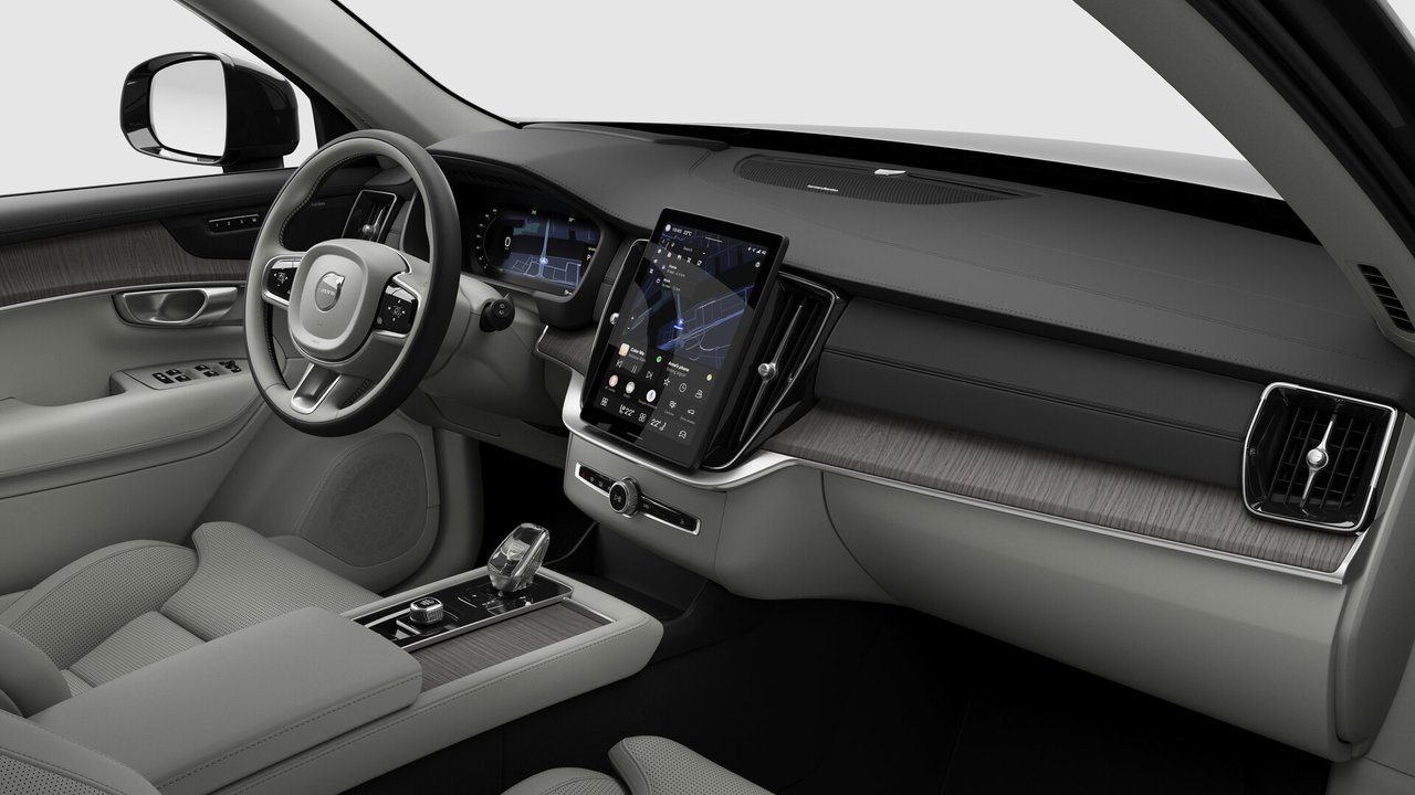 2026 Volvo XC90 Ultra 7-Seater (Dark Theme)-9