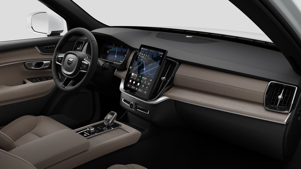 2027 Volvo XC90 Core 7-Seater (Bright Theme)-9