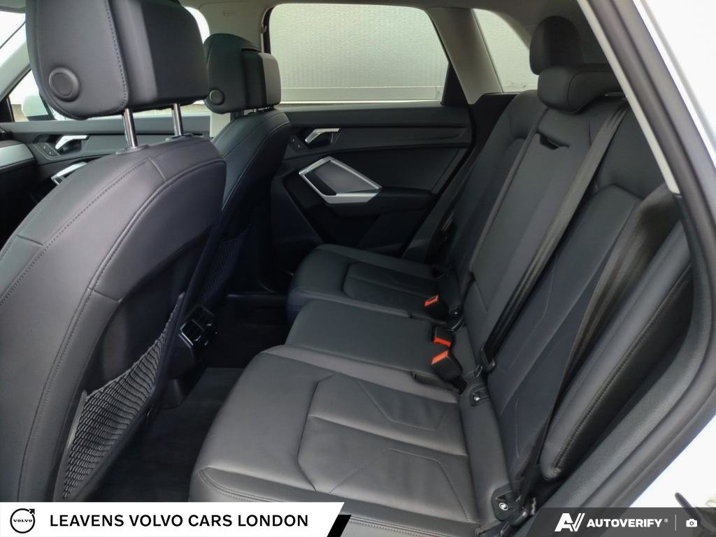 2025 Audi Q3 BASE-22
