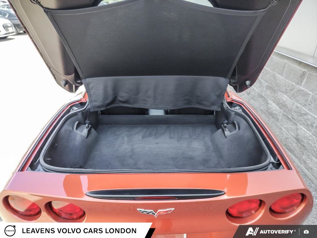 2005 Chevrolet CORVETTE BASE-11