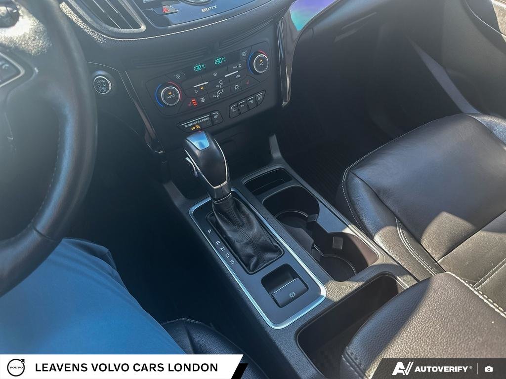 2018 Ford ESCAPE TITANIUM-16